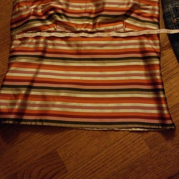 Top - Picture 4 of 4